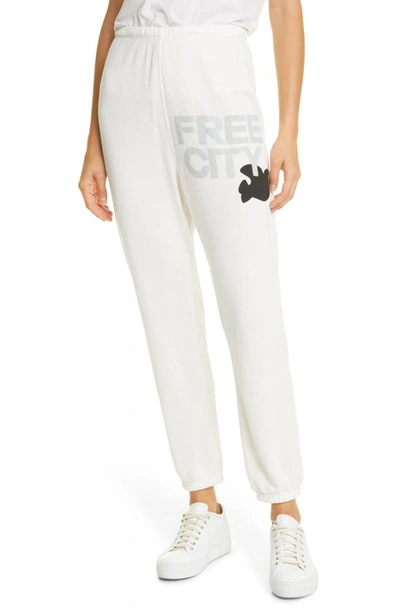 Shop Freecity Superfluff Lux Og Joggers In Creamy Yum