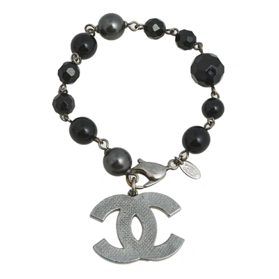 Pre-owned Chanel Black & Grey Beaded Cc Charm Bracelet
