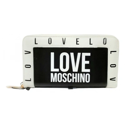 Pre-owned Moschino Love Wallet In Black