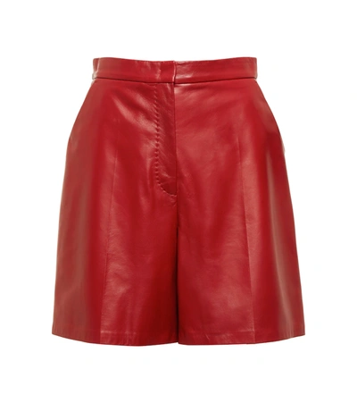Shop Max Mara Lacuna Leather Shorts In Rosso