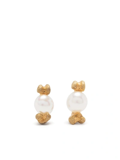 Shop Claire English Tortuga Pearl Stud Earrings In Gold
