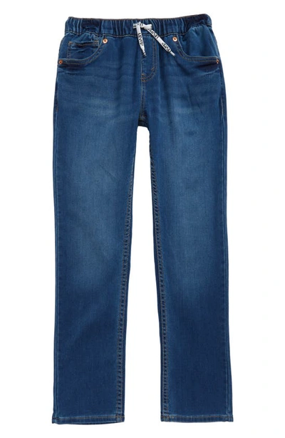 Shop Levi's Skinny Pull-on Jeans In Battle Born