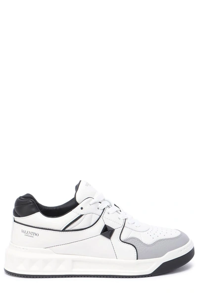 Shop Valentino Garavani One Stud Low In White