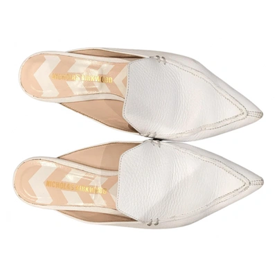 NICHOLAS KIRKWOOD Pre-owned Leather Flats In White