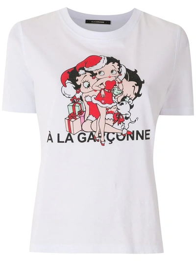 Shop À La Garçonne Betty Boop Xmas Gifts T-shirt In White