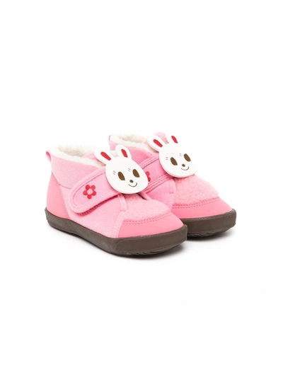Shop Miki House Bunny-embellished Sneakers In Pink