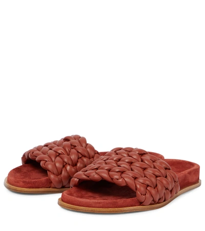 Shop Chloé Kacey Leather Slides In Red