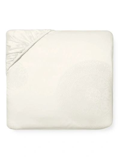 Shop Sferra Giza 45 Medallion King-size Fitted Sheet In Ivory