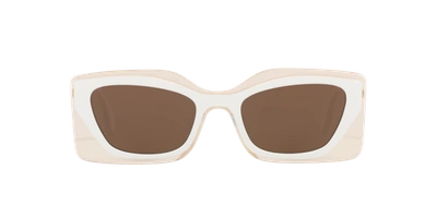 Shop Fendi Woman Sunglass Fe40034u In Brown