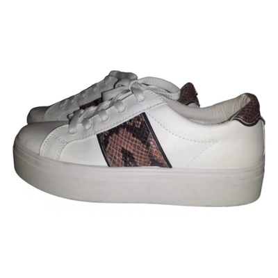 Pre-owned Office London Leather Trainers In White