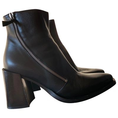 Pre-owned Laura Bellariva Leather Ankle Boots In Black