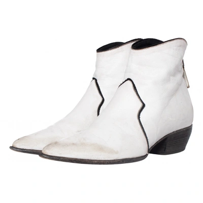 Pre-owned Elena Iachi Leather Ankle Boots In White