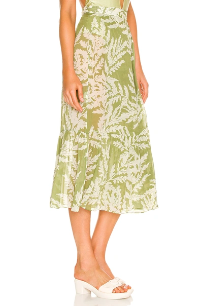 Shop Adriana Degreas Classic Foliage Pareo Skirt In 绿色