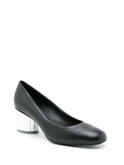 Ferragamo Farrah Slip-on Leather Pumps In Black