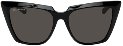 Shop Balenciaga Black Everyday Tip Sunglasses In 001 Black