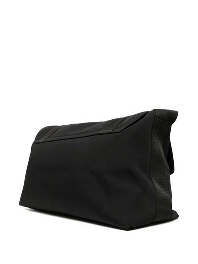 Shop Gucci Logo-buckle Messenger Bag In Schwarz