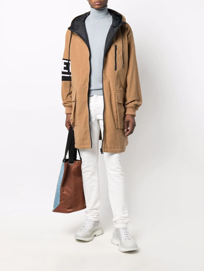 Iceberg Logo-print Sleeve Parka In Nude