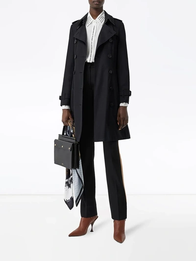 Shop Burberry The Chelsea Heritage Trench Coat In Blue
