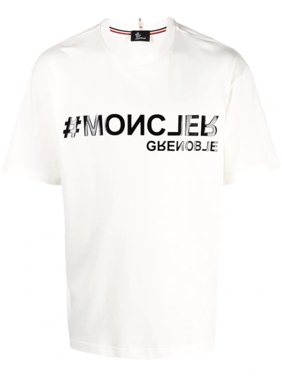 Shop Moncler Logo-print T-shirt In White