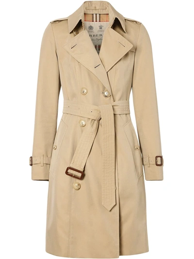 Shop Burberry Chelsea Heritage Double-breasted Trench Coat In Neutrals