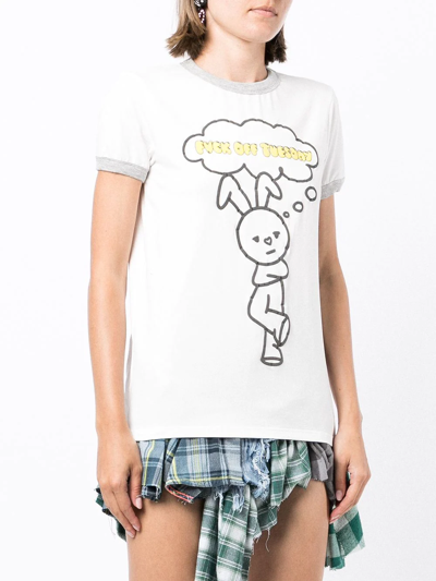 Shop Natasha Zinko Tuesday-print T-shirt In Weiss
