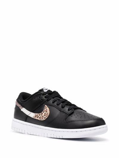 Shop Nike Dunk Low Se Sneakers In Schwarz