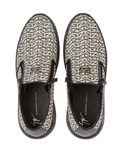 Giuseppe Zanotti Monogram Print Slip-on Sneakers In Schwarz