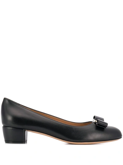 Shop Ferragamo Vara Bow Pumps In Black