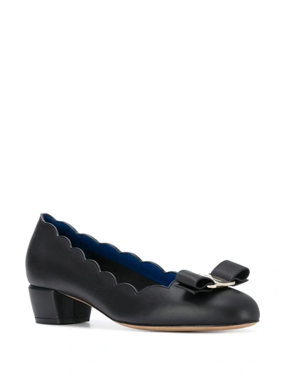 Shop Ferragamo Bow Detail Leather Pumps In Black