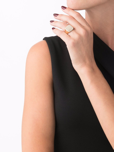 Tom Wood 9kt Yellow Gold Cushion Ring In Gold