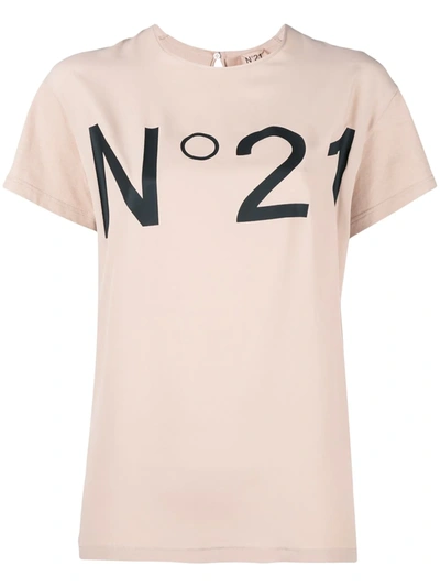 Shop N°21 Logo T-shirt In Neutrals