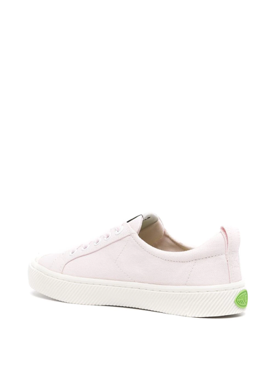 Cariuma Oca Low Off-white Canvas Vintage White Suede Sneaker Women In White