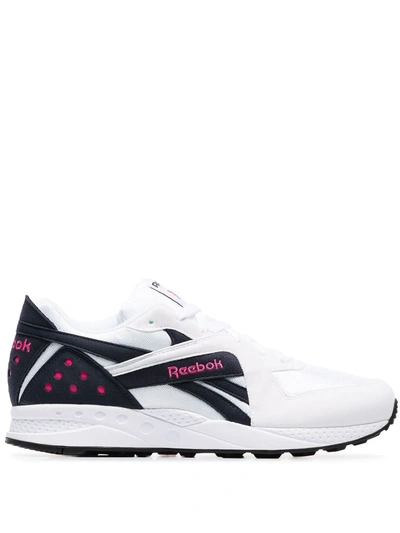 problem Kollektive Begrænsninger Reebok Pyro Leather Sneakers In White And Navy | ModeSens