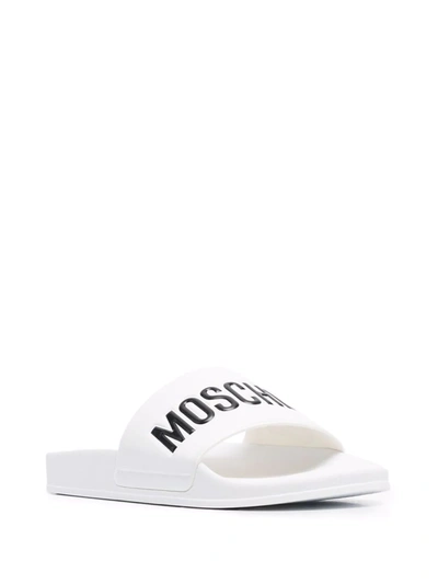 Shop Moschino Logo-print Open-toe Slides In Weiss