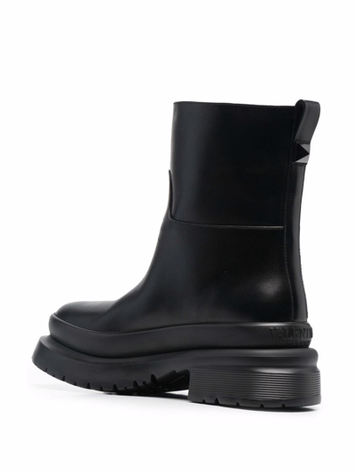 Valentino Garavani Roman Stud Leather Boots In Schwarz