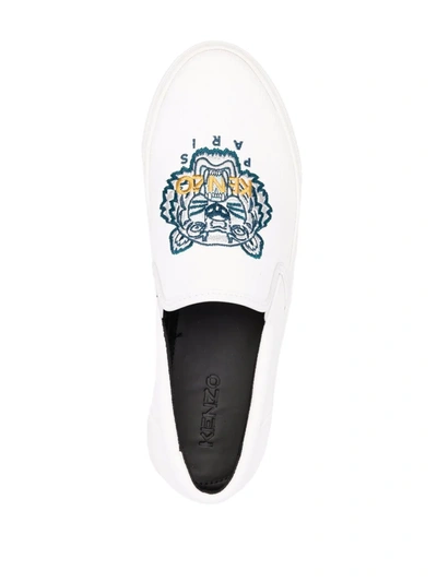 Shop Kenzo Logo Embroidered Sneakers In Weiss