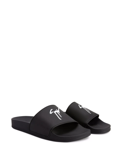Giuseppe Zanotti Brett Signature-print Slides In Schwarz