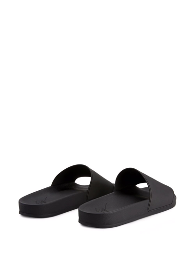Giuseppe Zanotti Brett Signature-print Slides In Schwarz