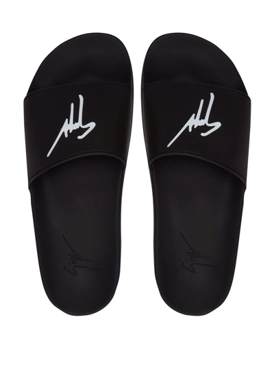 Giuseppe Zanotti Brett Signature-print Slides In Schwarz
