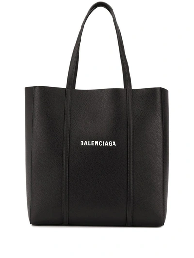 Shop Balenciaga Everyday Tote S In Black