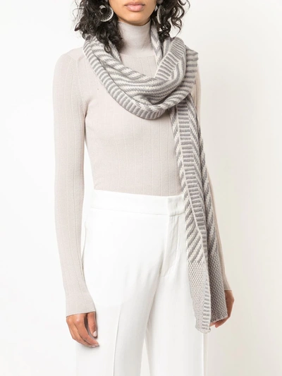 Voz Chevron Scarf In Grey