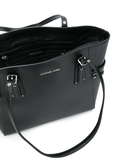 Michael Michael Kors Voyager Shoulder Bag In Black