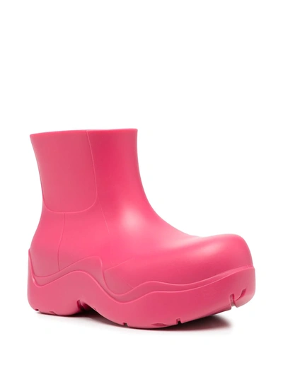 Bottega Veneta Bv Puddle Biodegradable-rubber Ankle Boots In Pink 
