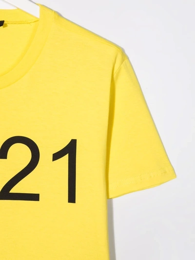 Shop N°21 Logo-print T-shirt In Yellow