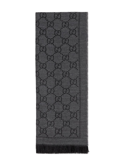 Shop Gucci Gg-jacquard Wool Scarf In Grey
