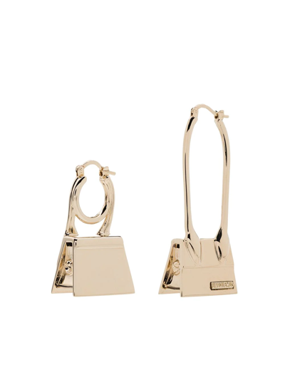Shop Jacquemus Les Chiquito Noeud Asymmetric Earrings In Gold