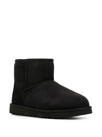 SLIP-ON UGG BOOTS