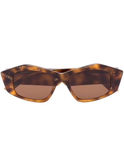 Shop Balenciaga Cut Rectangular-frame Sunglasses In Brown