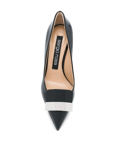 pointed bow pumps