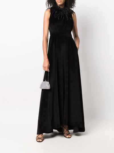 Shop Styland Feather-trim Velvet Gown In Schwarz